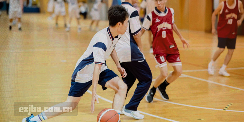 上升趋势图与体育元素融合的抽象画面